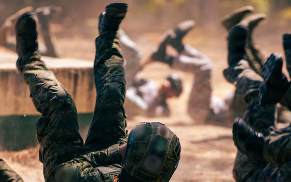 Balikatan 2026: Green Berets and Philippine special operators conduct sustained airborne training