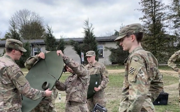 LARs assist Soldiers with GBS training in Poland