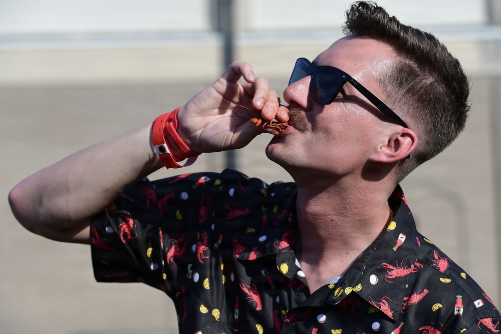 Dragons host annual crawfish cook-off