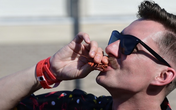 Dragons host annual crawfish cook-off