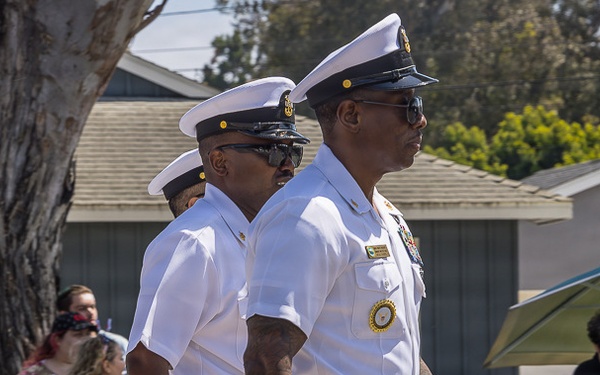 RECRUITERS ASSIGNED TO NAVY TALENT ACQUISITION GROUP PACIFIC PARTICIPATE IN THE ARMED FORCES DAY PARADE IN TORRANCE, CALIFORNIA.