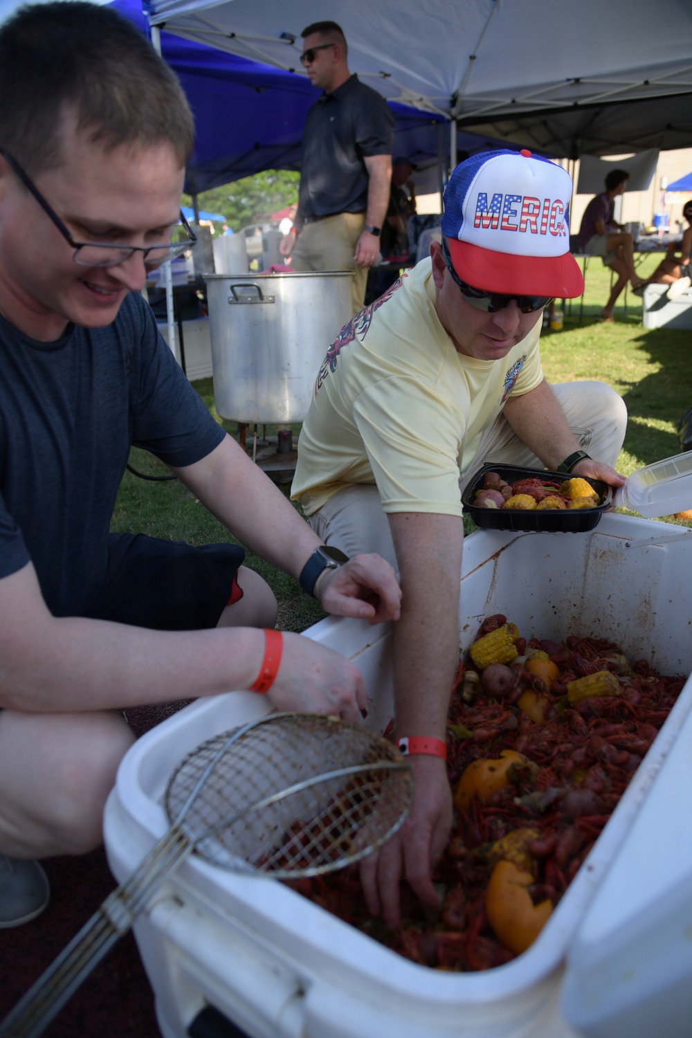 Dragons host annual crawfish cook-off