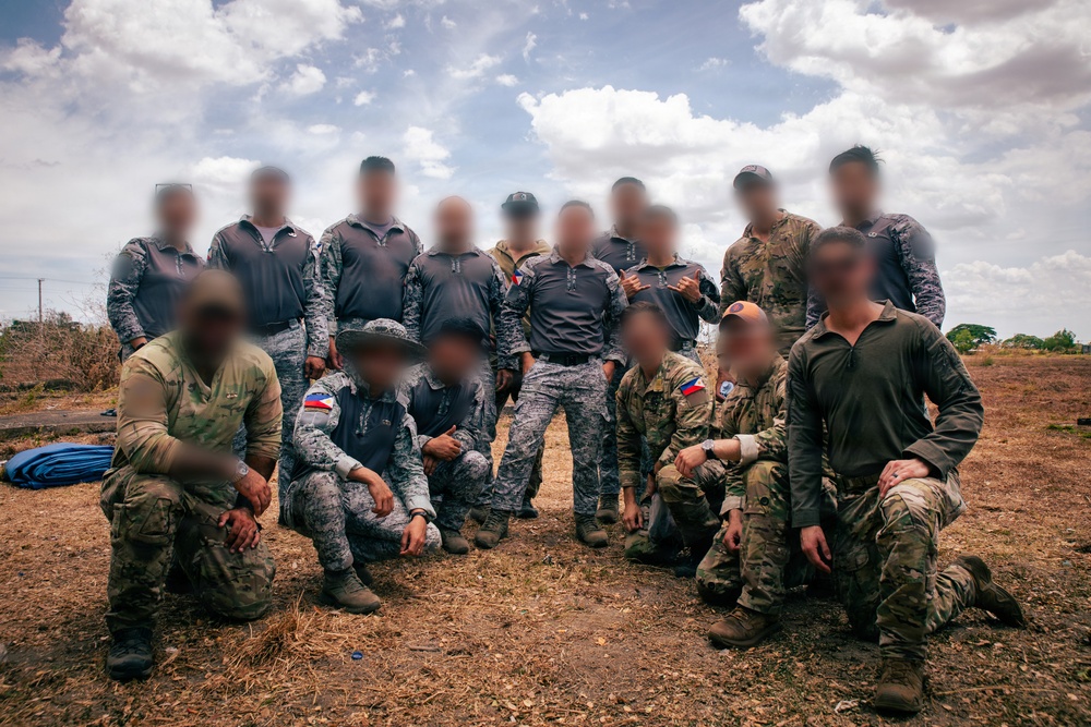 Balikatan 2026: U.S. and Philippine special operators conduct combined airborne operation