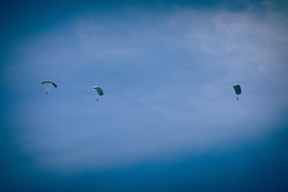 Balikatan 2026: U.S. and Philippine special operators conduct combined airborne operation