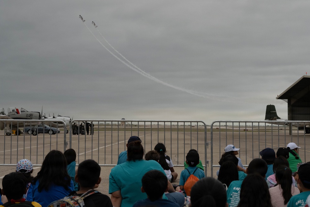 Laughlin sparks innovation through STEM Expo