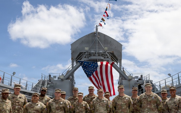 TCP Mariners Earn Army Mariner Badges Aboard LSV-8