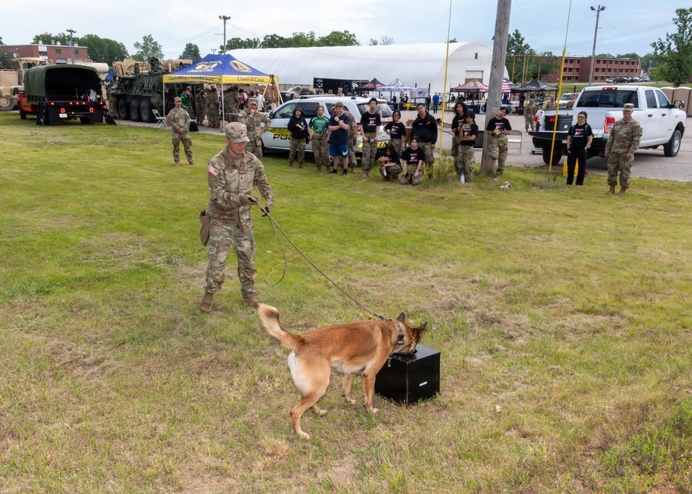 JROTC cadets engage with Fort Leonard Wood Soldiers, gain firsthand perspective on mission-ready capabilities
