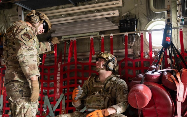 18th Fighter Interceptor Squadron conducts FARP at JBER