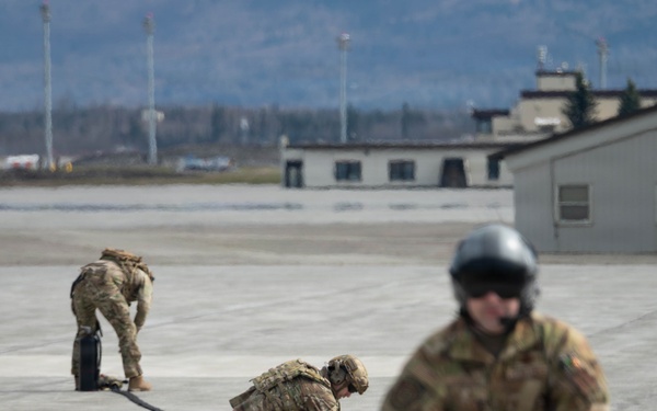 18th Fighter Interceptor Squadron conducts FARP at JBER