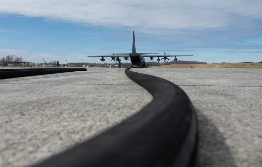 18th Fighter Interceptor Squadron conducts FARP at JBER