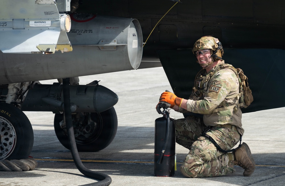 18th Fighter Interceptor Squadron conducts FARP at JBER
