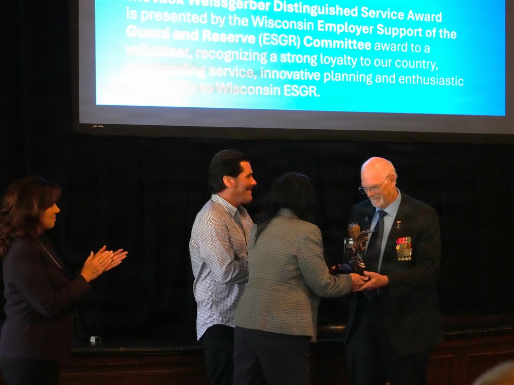 ESGR Breakfast features 88th RD Deputy Commander, Wisconsin Reserve Ambassador-select honored