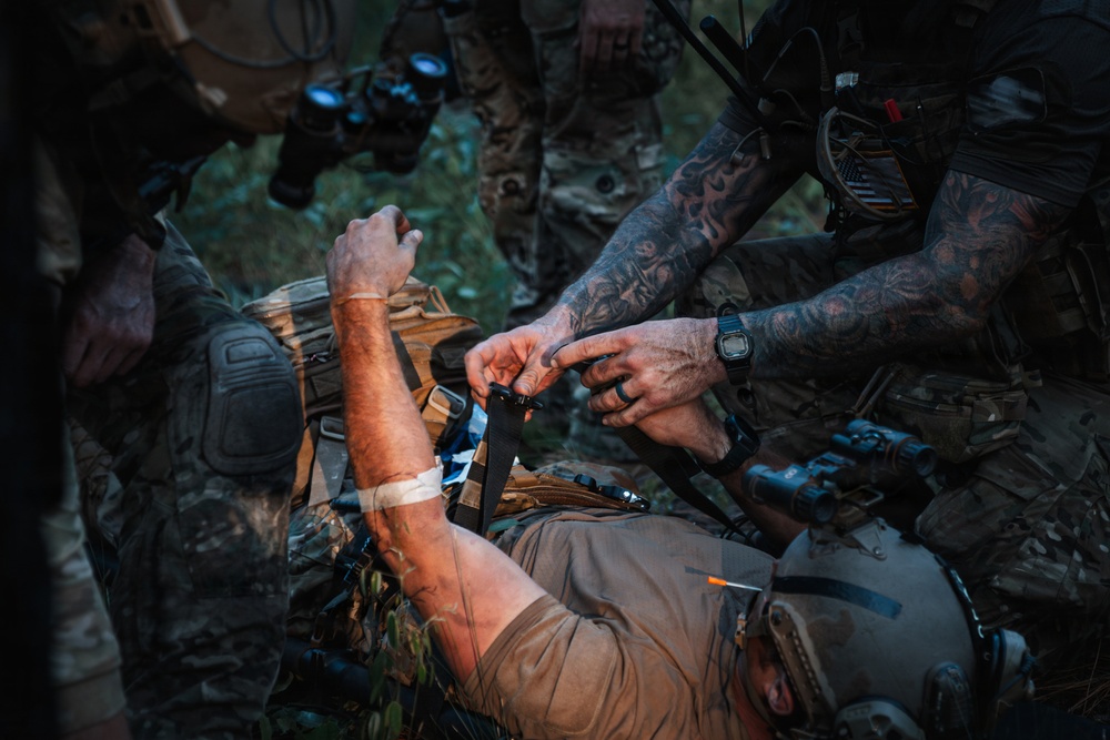 3rd Special Forces Group (Airborne) Conducts Live-Fire Exercise