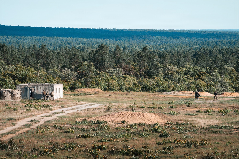 3rd Special Forces Group (Airborne) Conducts Live-Fire Exercise