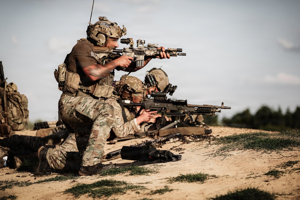 3rd Special Forces Group (Airborne) Conducts Live-Fire Exercise