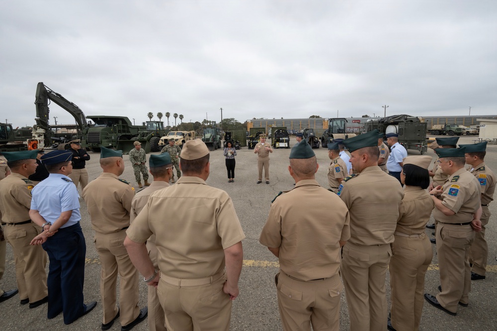 Colombian War College Visits NCG 1