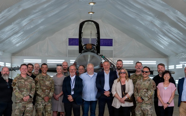 51st CES and MXS open new deployable corrosion control facility