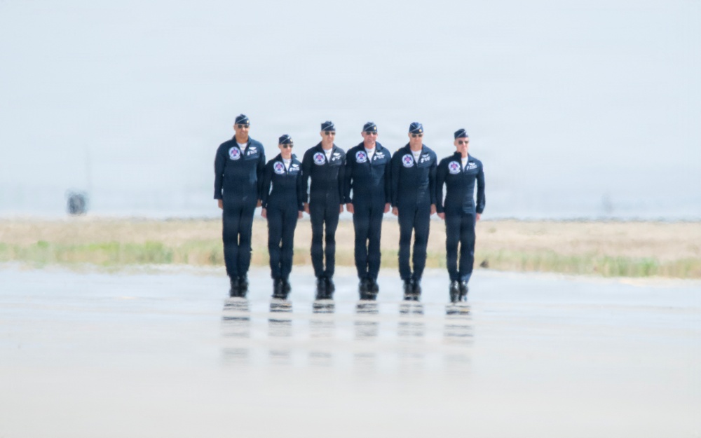 Gunfighter Skies 2026