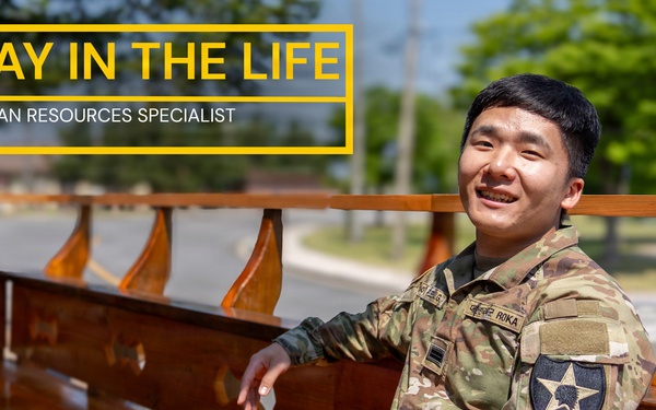 A Day in the Life: Human Resources Specialist (42A)