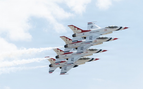 Gunfighter Skies 2026