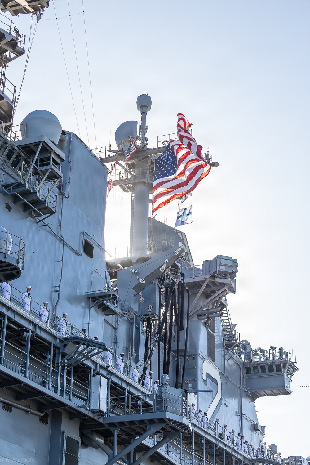 USS Essex (LHD 2) arrives in Los Angeles for LA Fleet Week