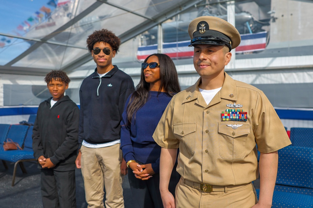 Future USS Cleveland command master chief promoted during commissioning week