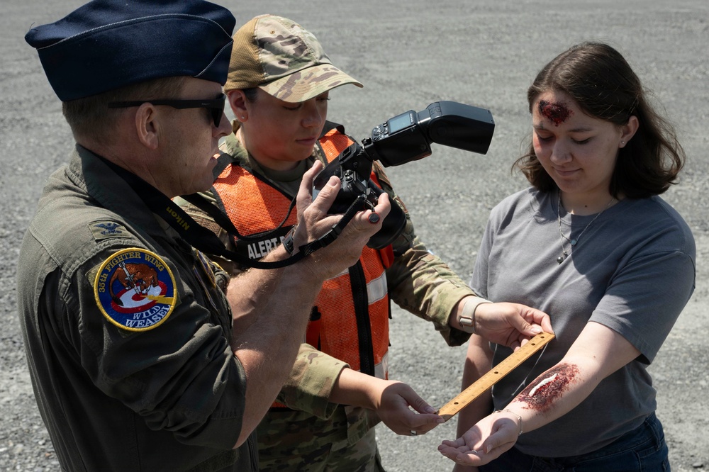 Wild Weasel Walk-through: 35th Fighter Wing Public Affairs