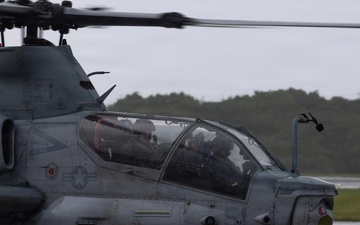 VMM-262 participate in routine flight