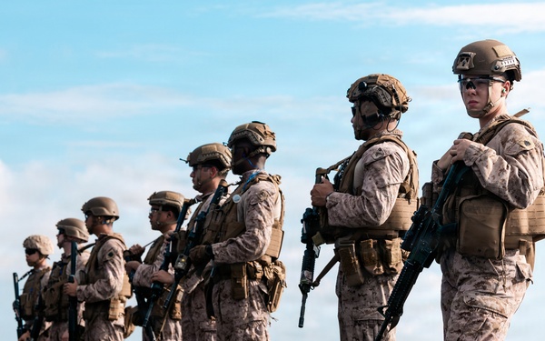 11th MEU Marines Conduct Marksmanship Training aboard USS Portland