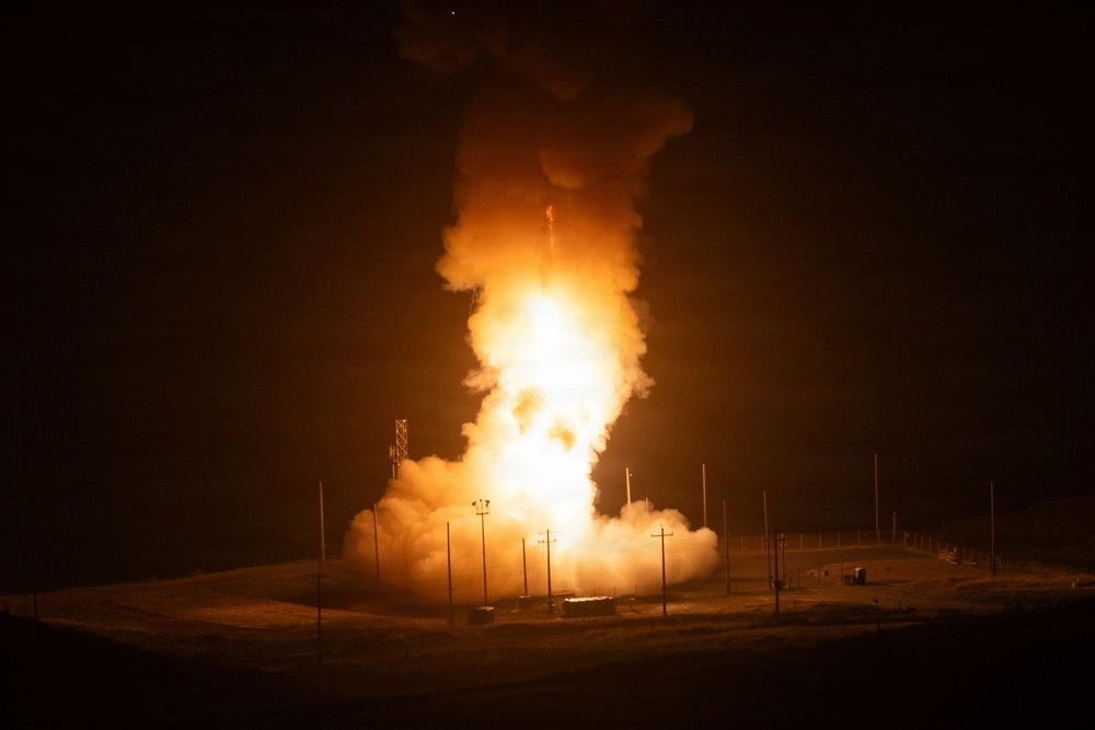 GT 256: ICBM Test Launch Verifies System Reliability