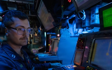 Combat Systems Training Team aboard USS Gonzalez (DDG 66)