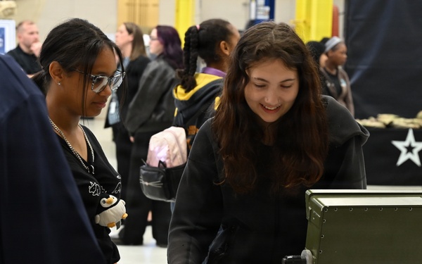 U.S. Army Tank-automotive and Armaments Command welcomes local Detroit-area students for tour of the Detroit Arsenal