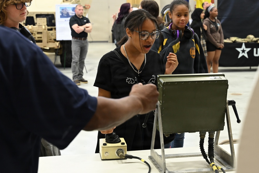 U.S. Army Tank-automotive and Armaments Command welcomes local Detroit-area students for tour of the Detroit Arsenal