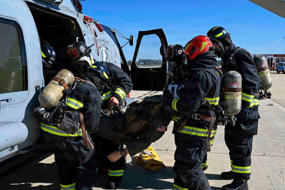 NAVSTA Rota Personnel Participate in Aircraft Firefighting Drill