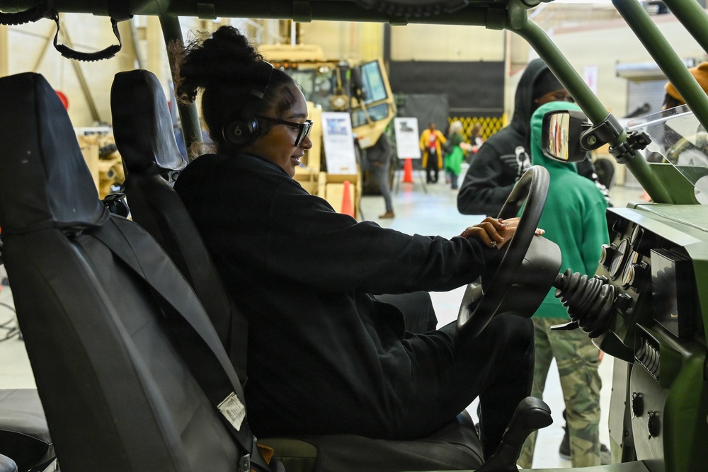 U.S. Army Tank-automotive and Armaments Command welcomes local Detroit-area students for tour of the Detroit Arsenal