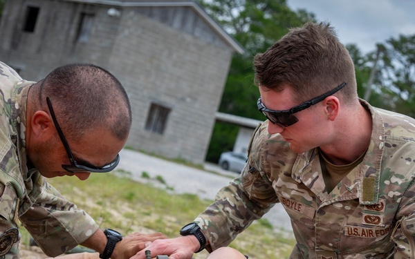 Air Force EOD warfighter