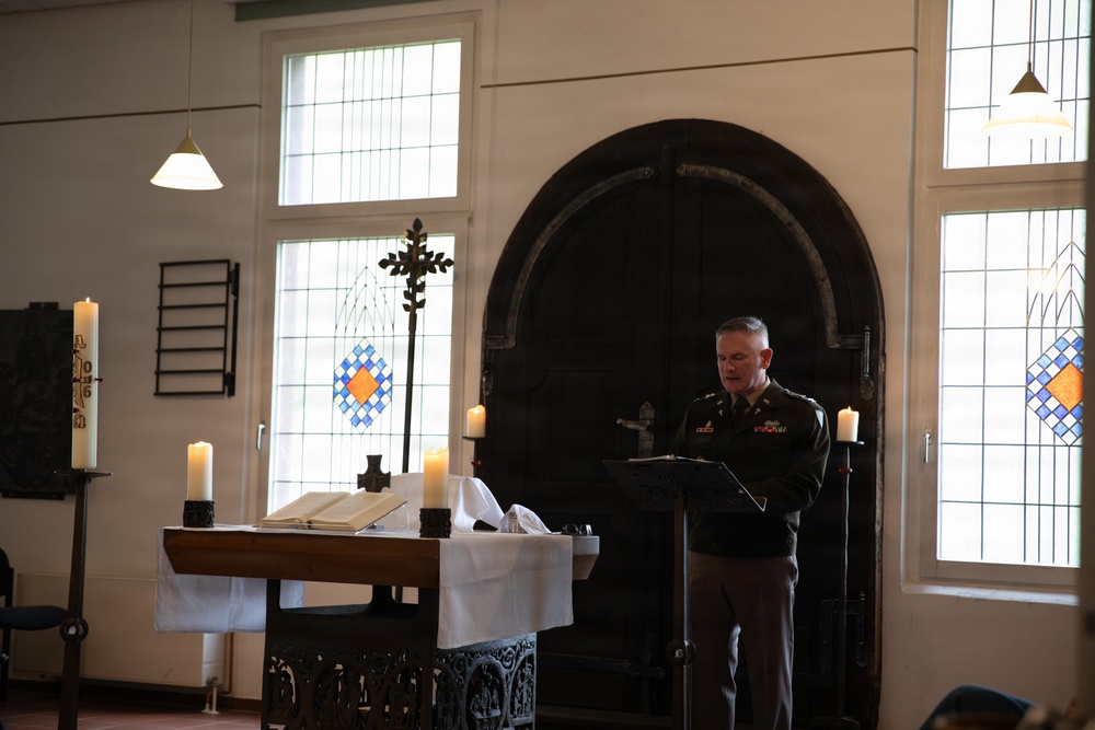 U.S Army Chaplain Speaks at Bundeswehr Worship Service