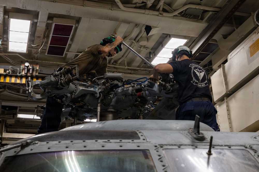 Truxtun Conducts Maintenance