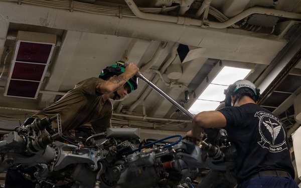 Truxtun Conducts Maintenance