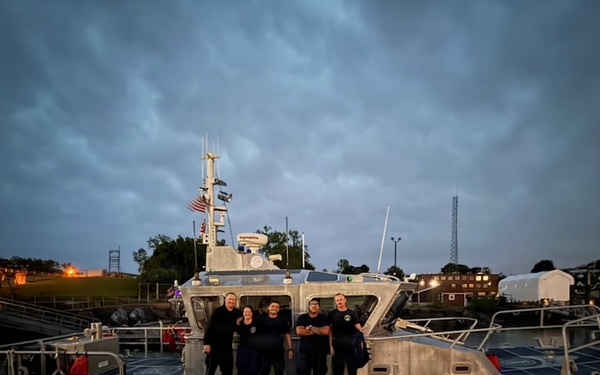 Coast Guard rescues 2 from Lake Erie