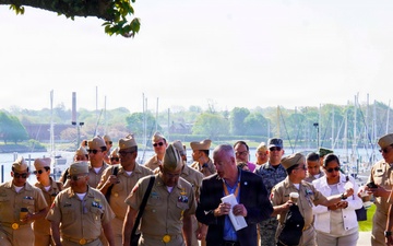 Rear Adm. Murguia visits U.S. Naval War College
