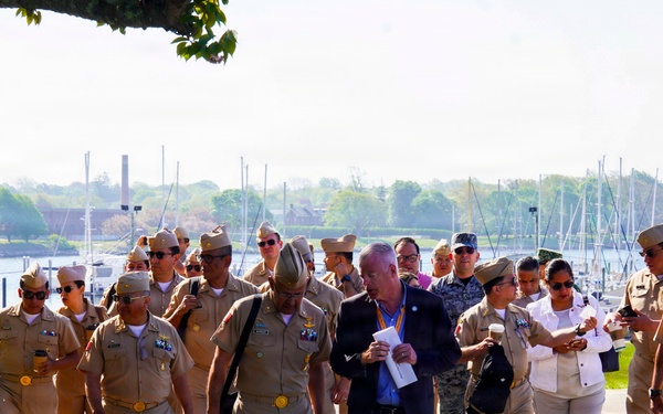 Rear Adm. Murguia visits U.S. Naval War College