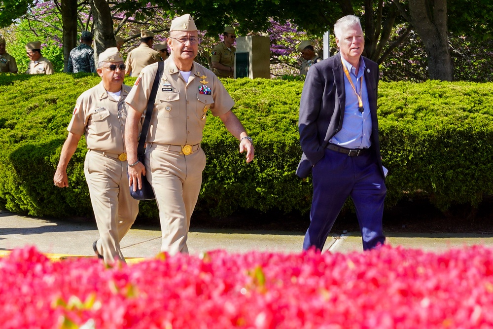 Rear Adm. Murguia visits U.S. Naval War College