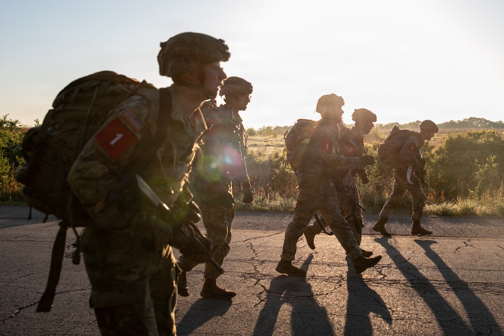 1st Infantry Division Soldiers compete in 2026 Division Best Squad Competition