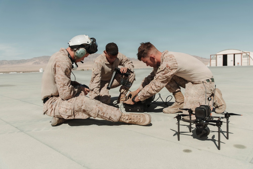 3rd LAR integrate sUAS training with HMLA-169 at MCAGCC