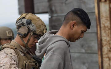BLT 2/4 Conducts VBSS Training