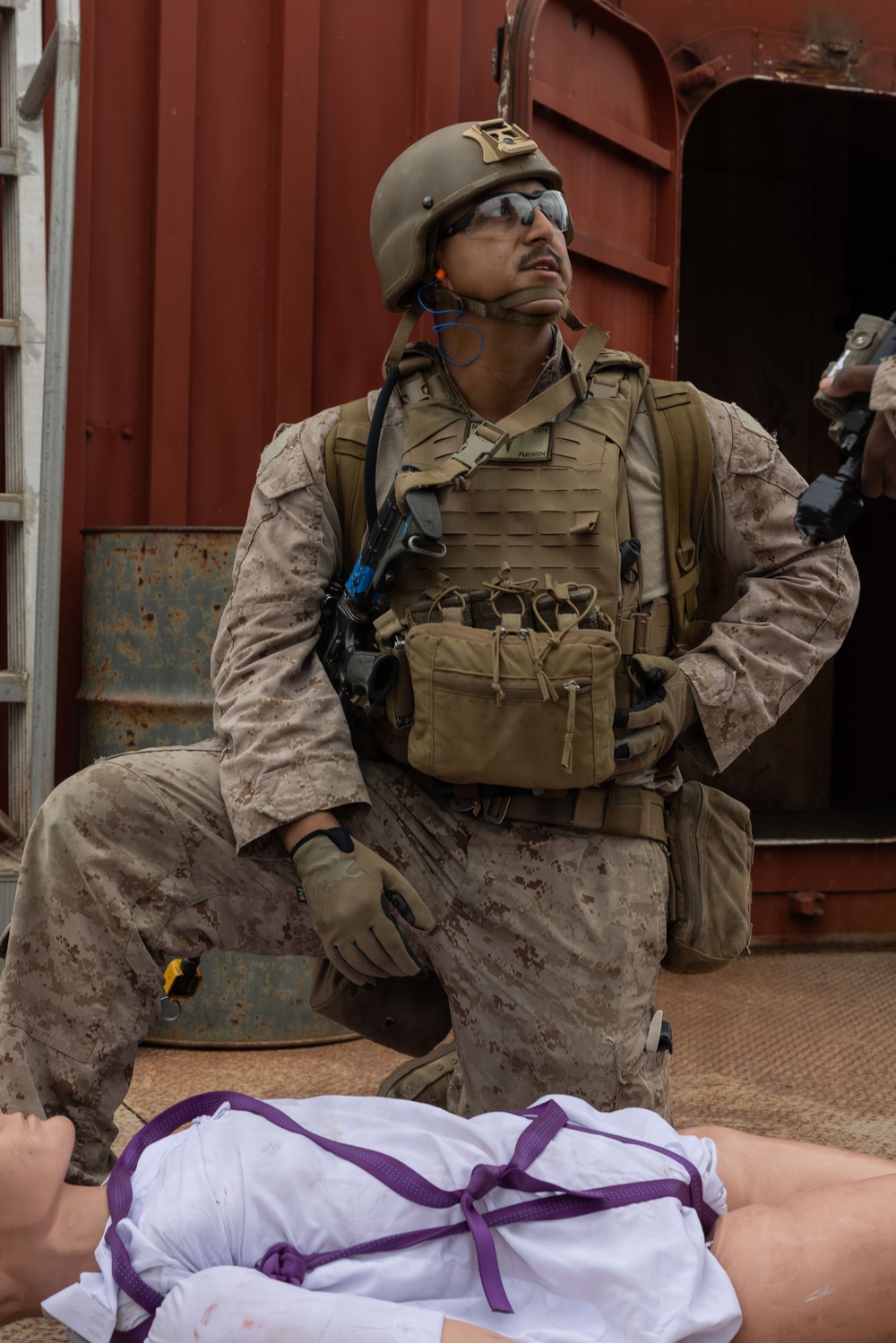 BLT 2/4 Conducts VBSS Training