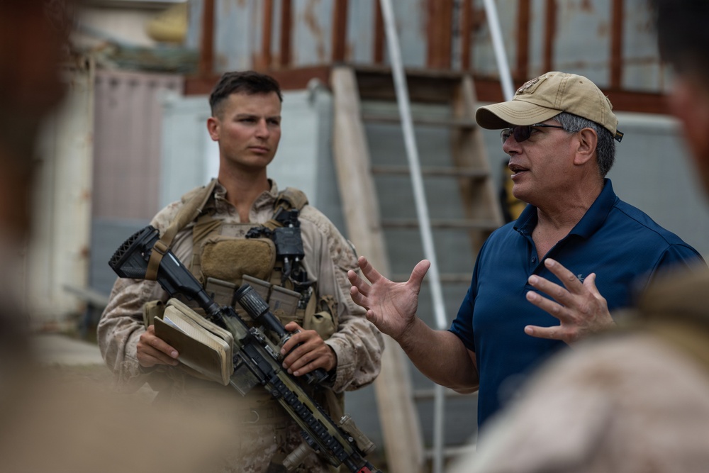 BLT 2/4 Conducts VBSS Training