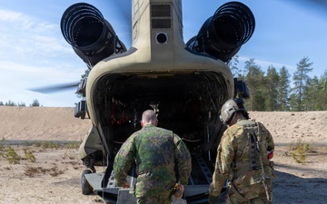 Commander of Finnish Army visits training area during Saber Strike