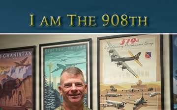 I am The 908th: Senior Master Sgt. David Stinson